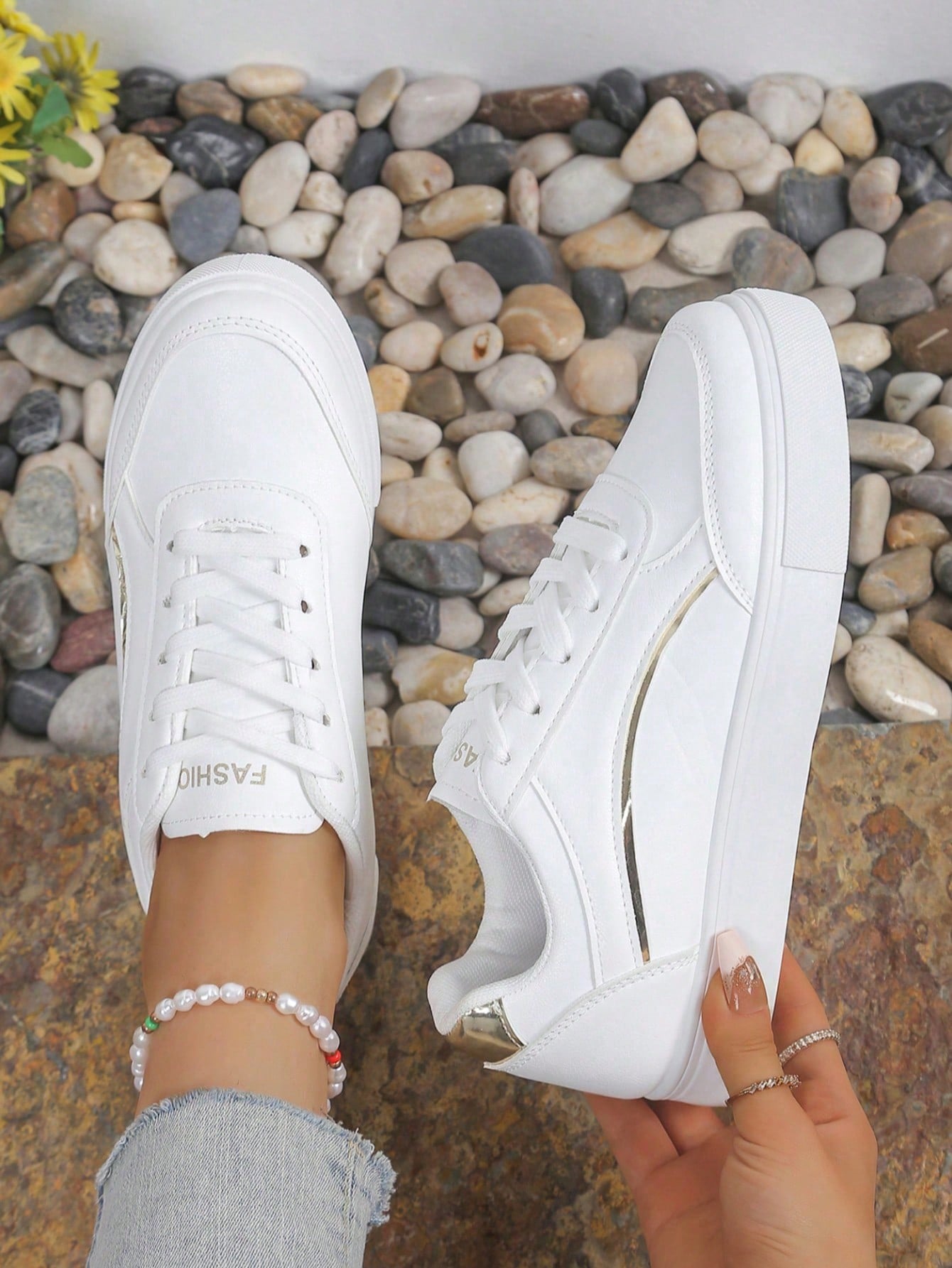 Kadın Beyaz Günlük Spor Ayakka - Women'S Shoes Hey Dude incelemesi ve fiyatı